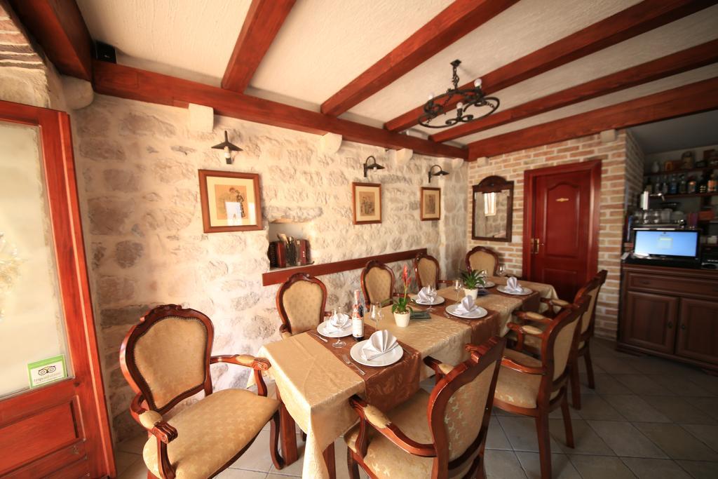 Hotel Admiral Perast Exterior foto